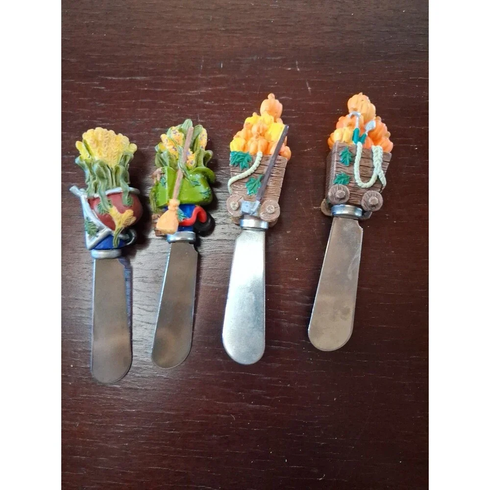 Set Of 4 Halloween/Fall Butter/Cheese Spreaders